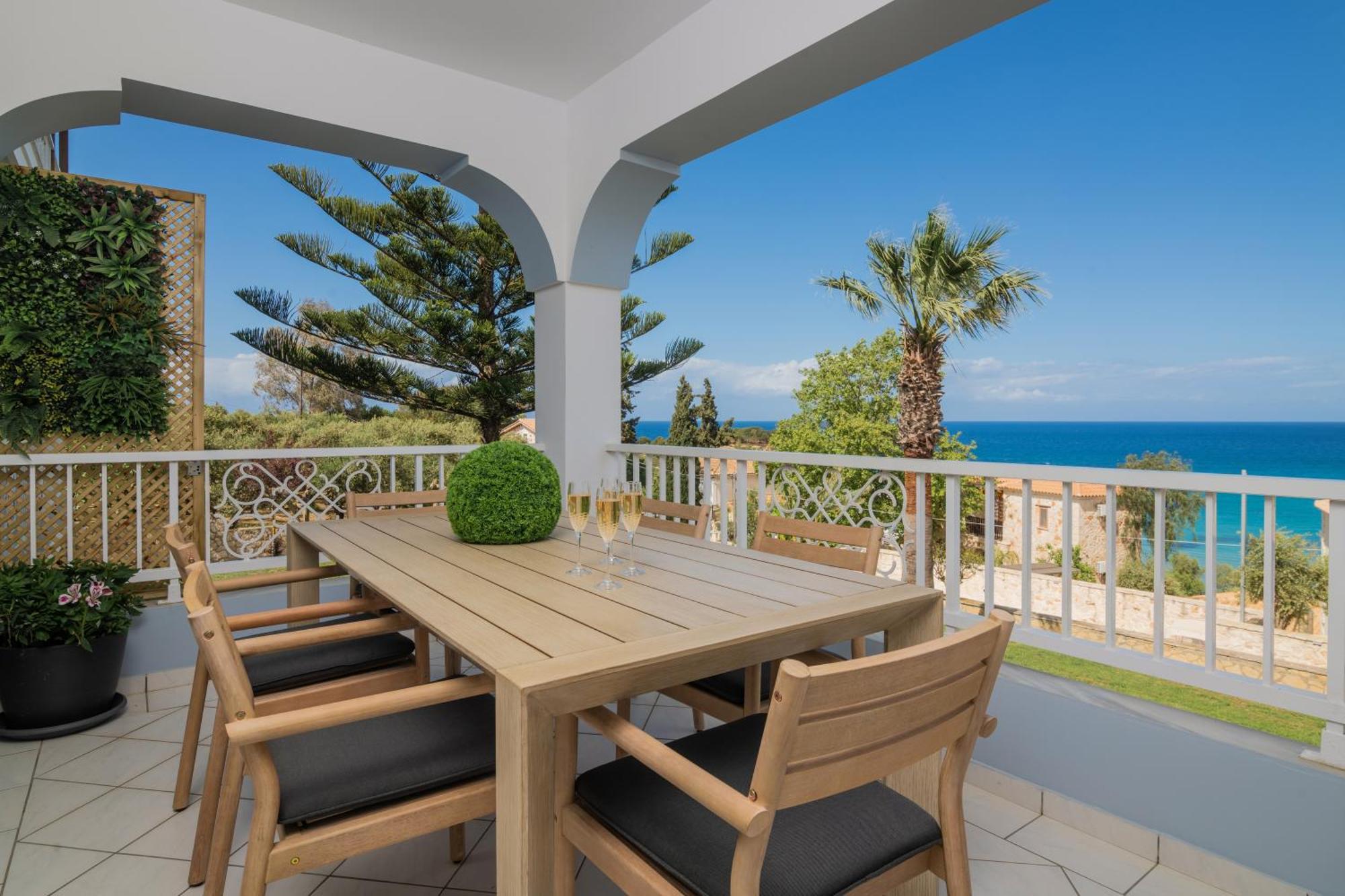 Swan Apartment 3 Zakynthos Town Exterior photo